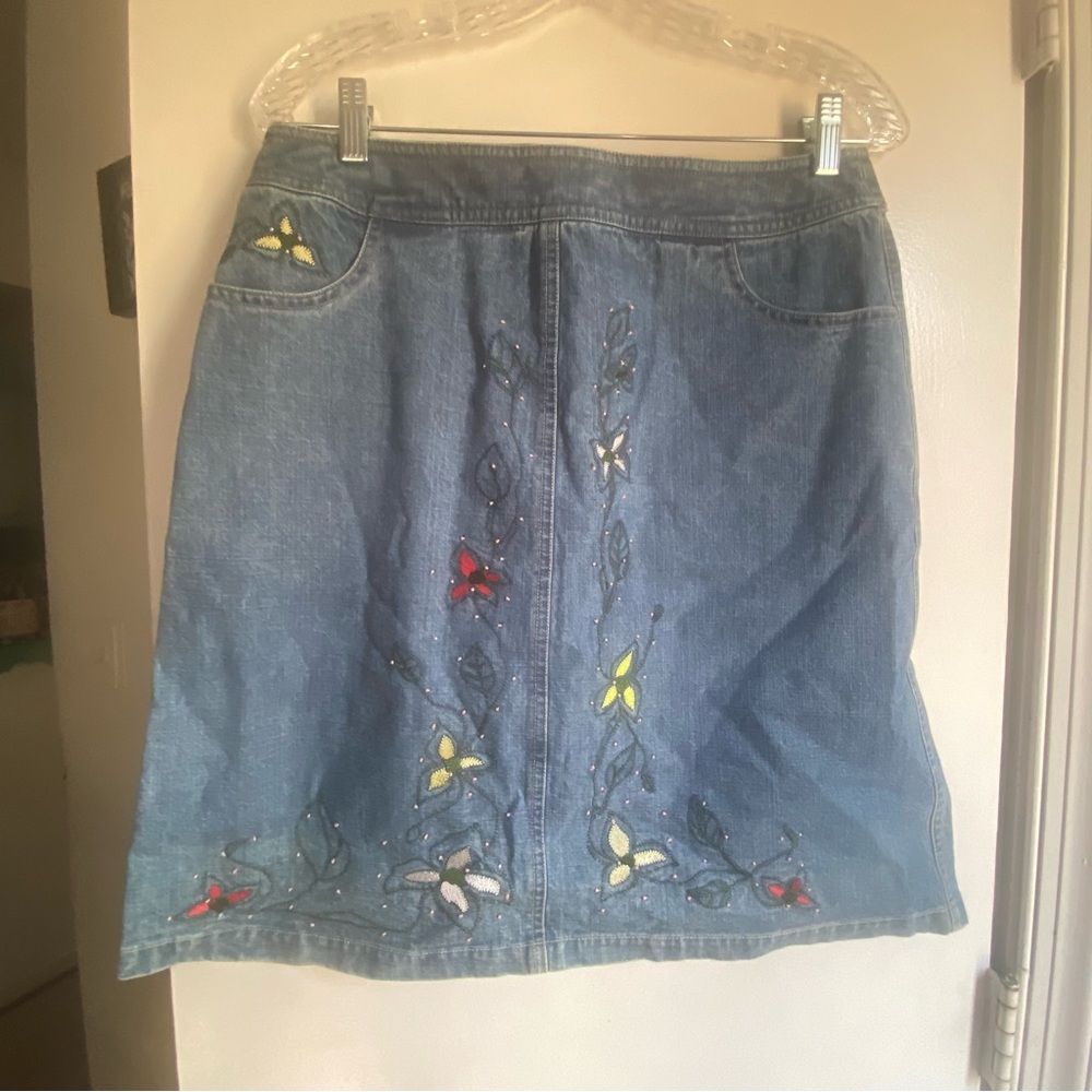 I.E. Relaxed Embroidered Denim‎ Skirt size 8
